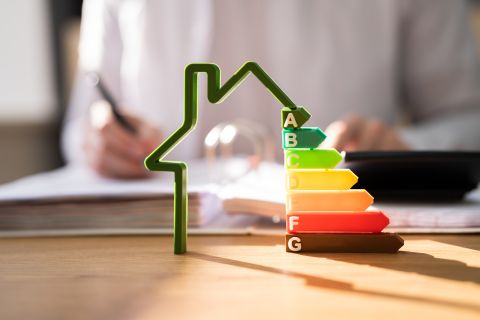 Съвети относно нарастващите цени на енергията  