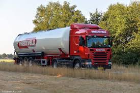 Șofer internațional de camion C + E