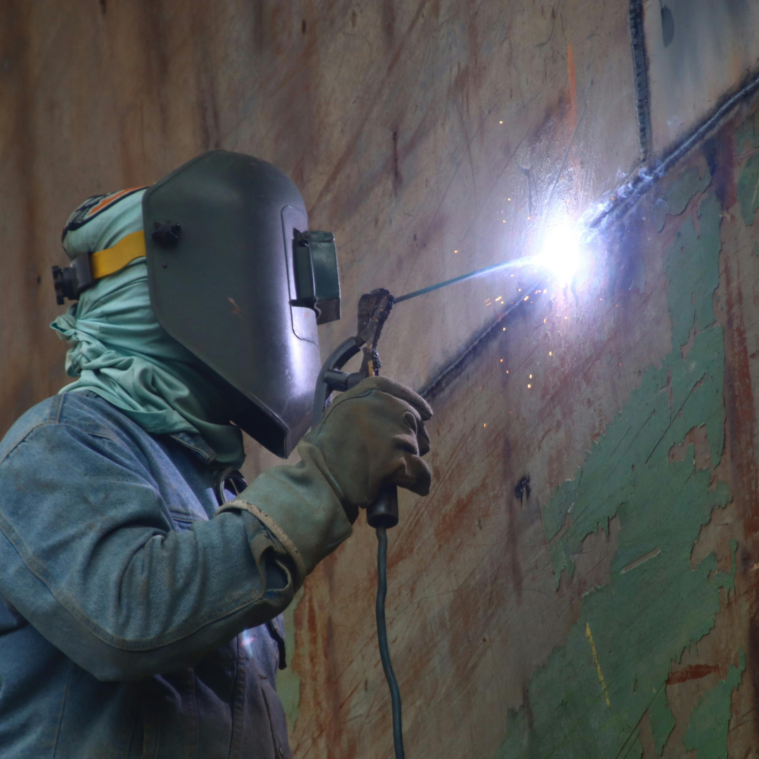 Welder - Welding containers