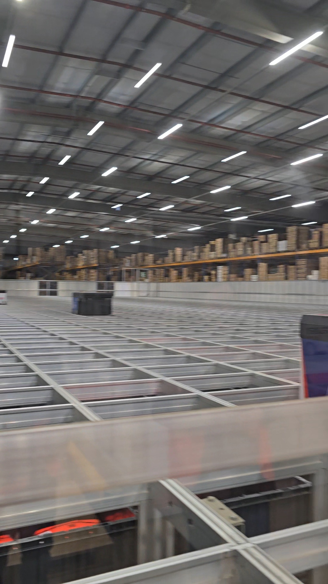 Logistic worker- Autostore 